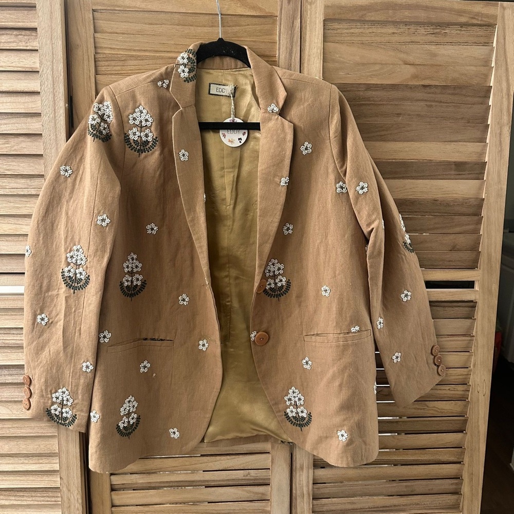 Eddy Meadow Embroidered Beaded Blazer size M NWT